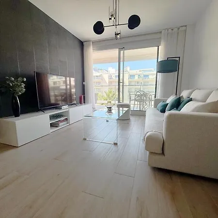 Marina Real 86 By Homeprive Appartement *