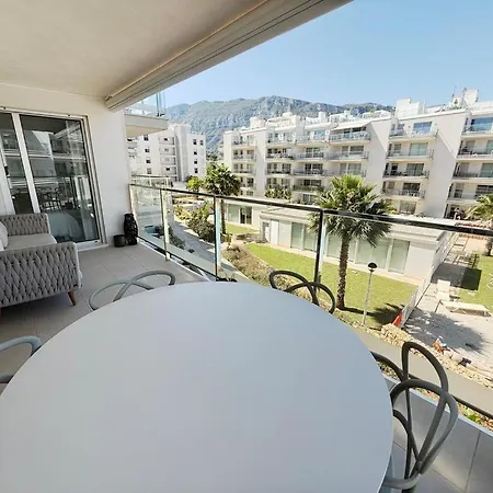 Marina Real 86 By Homeprive Appartement *